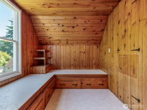2230 Perry Avenue, Bremerton WA 98310