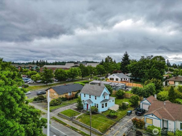 2230 Perry Avenue, Bremerton WA 98310