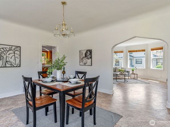 2230 Perry Avenue, Bremerton WA 98310