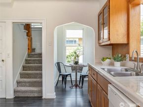 2230 Perry Avenue, Bremerton WA 98310