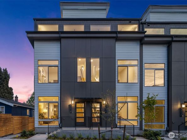 4416 Midvale Avenue N, Seattle WA 98103