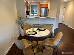 15711 Waynita Way NE H106, Bothell WA 98011