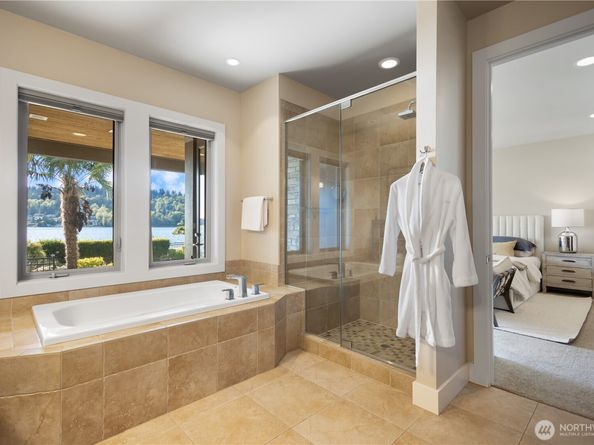 4255 Williams Avenue N, Renton WA 98056