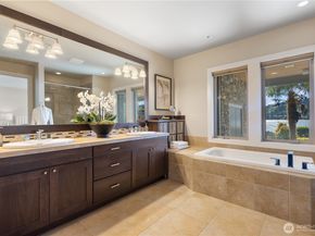 4255 Williams Avenue N, Renton WA 98056