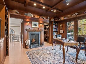 4205 SW Point Robinson Road, Vashon WA 98070