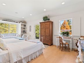 4205 SW Point Robinson Road, Vashon WA 98070