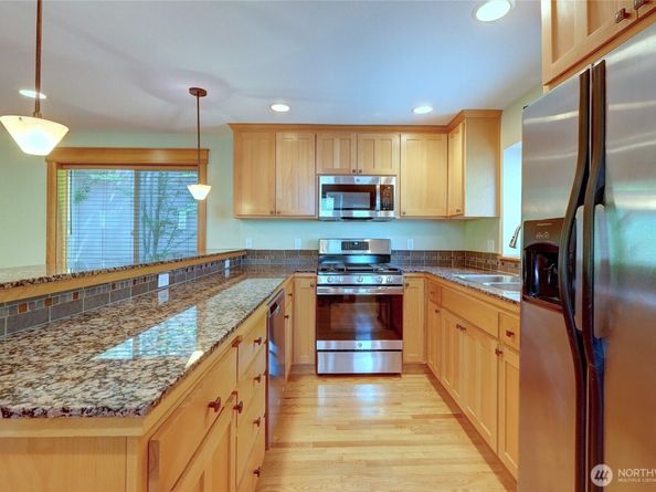 132 N 101st Street, Seattle WA 98133