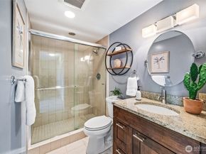 2360 43rd Ave E 404, Seattle WA 98112