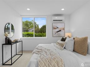 6544 A Latona Avenue NE, Seattle WA 98115