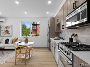 6544 A Latona Avenue NE, Seattle WA 98115