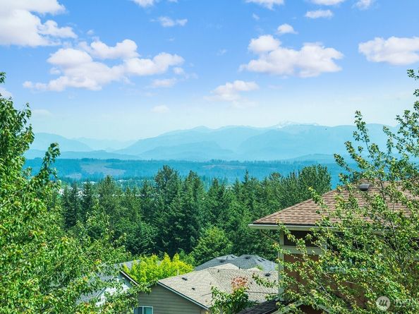 9127 Merritt Avenue SE, Snoqualmie WA 98065