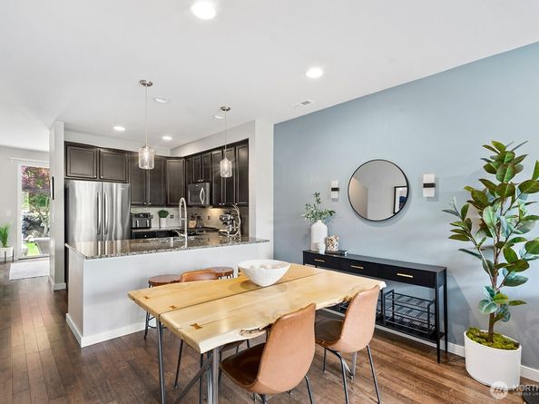 9127 Merritt Avenue SE, Snoqualmie WA 98065