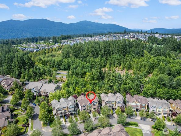 9127 Merritt Avenue SE, Snoqualmie WA 98065