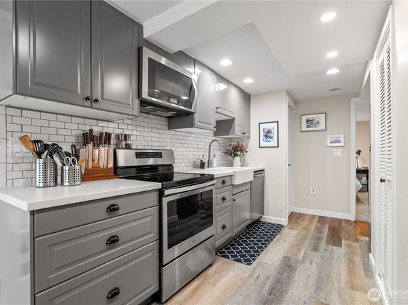 12108 NE 66th Street, Kirkland WA 98033