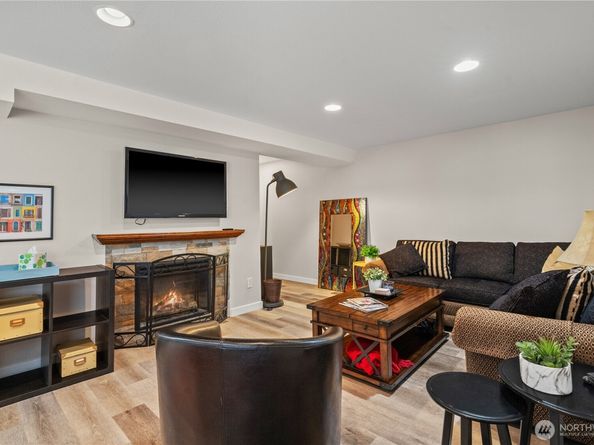12108 NE 66th Street, Kirkland WA 98033
