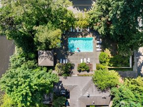 9623 NE Riverbend Drive 2B, Bothell WA 98011