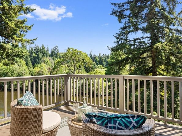 9623 NE Riverbend Drive 2B, Bothell WA 98011