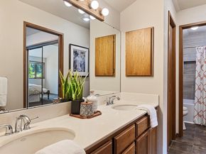 9623 NE Riverbend Drive 2B, Bothell WA 98011