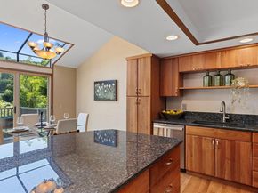 9623 NE Riverbend Drive 2B, Bothell WA 98011