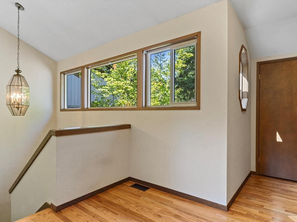 9623 NE Riverbend Drive 2B, Bothell WA 98011
