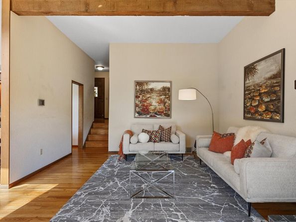 9623 NE Riverbend Drive 2B, Bothell WA 98011