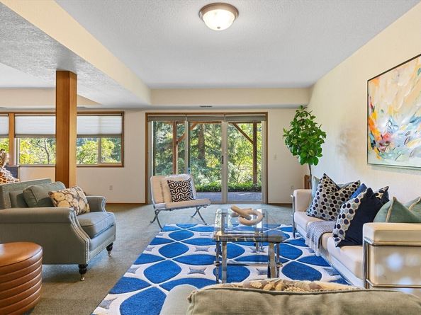 9623 NE Riverbend Drive 2B, Bothell WA 98011