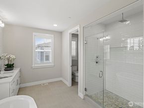 3348 218th Street SE, Bothell WA 98021
