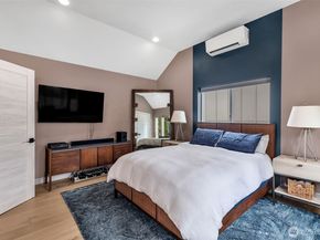1111 SW Henderson Street, Seattle WA 98106