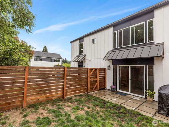 1111 SW Henderson Street, Seattle WA 98106