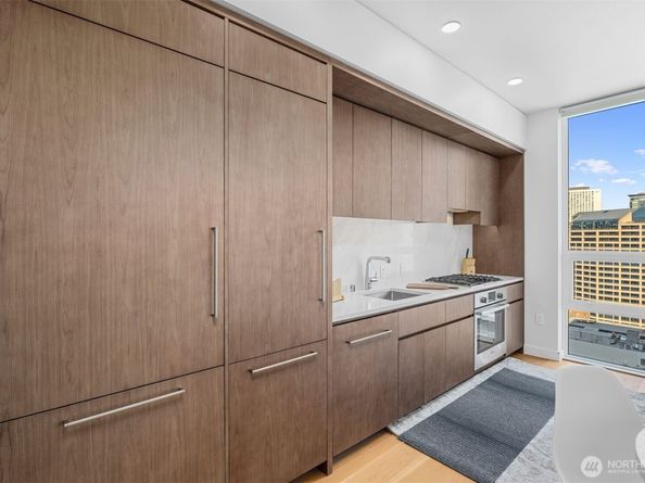 121 Stewart Street 2402, Seattle WA 98101