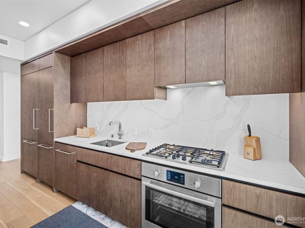 121 Stewart Street 2402, Seattle WA 98101