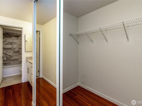 13235 12th Avenue SW 1012, Seattle WA 98146