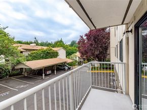 13235 12th Avenue SW 1012, Seattle WA 98146