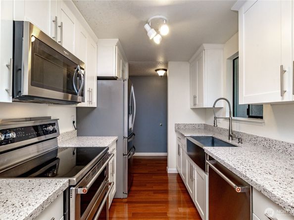 13235 12th Avenue SW 1012, Seattle WA 98146