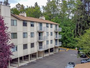 13235 12th Avenue SW 1012, Seattle WA 98146