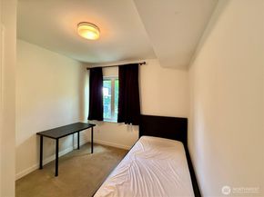 2705 Franklin Avenue E, Seattle WA 98102