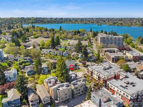 6544 D Latona Avenue NE, Seattle WA 98115