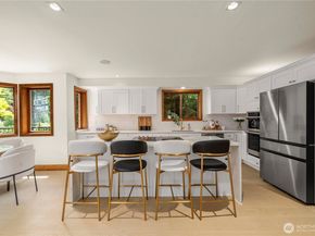13710 41st Avenue NE, Seattle WA 98125
