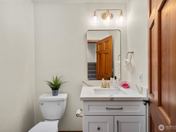 13710 41st Avenue NE, Seattle WA 98125