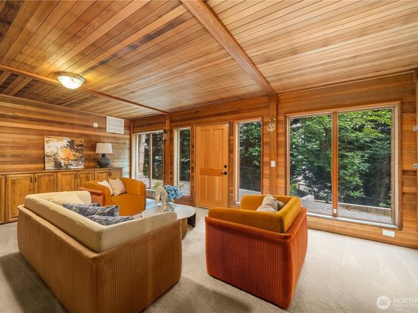 13710 41st Avenue NE, Seattle WA 98125