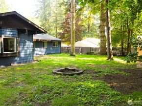 14207 177th Avenue SE, Renton WA 98059