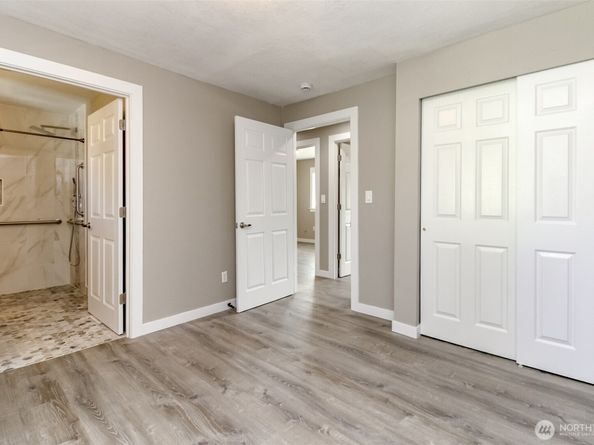 17801 111th Avenue SE, Renton WA 98055