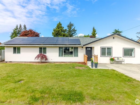 17801 111th Avenue SE, Renton WA 98055