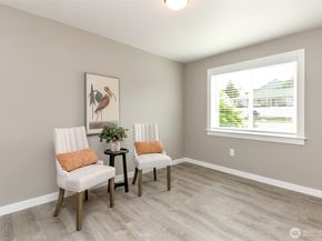 17801 111th Avenue SE, Renton WA 98055
