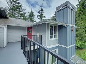 12019 NE 204TH Place D303, Bothell WA 98011