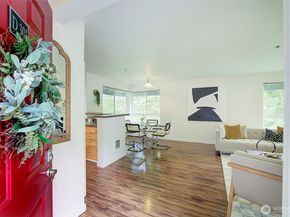12019 NE 204TH Place D303, Bothell WA 98011