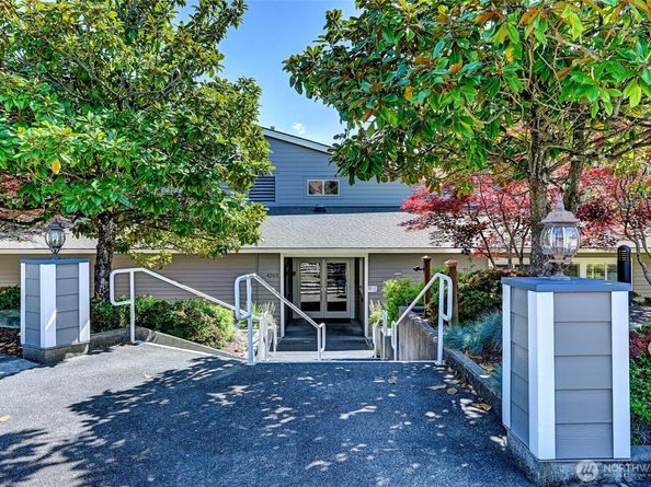 22451 SE 42nd Terrace 1181, Issaquah WA 98029