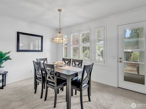 22451 SE 42nd Terrace 1181, Issaquah WA 98029