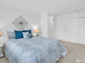 22451 SE 42nd Terrace 1181, Issaquah WA 98029