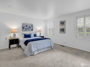22451 SE 42nd Terrace 1181, Issaquah WA 98029